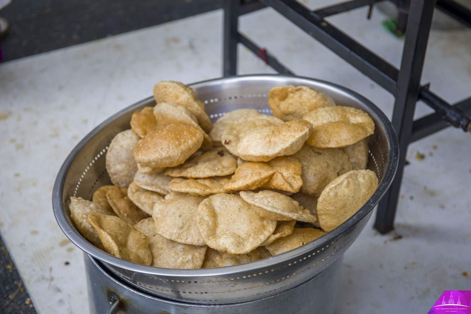 ©1987-2017 SKS Swaminarayan Temple East London